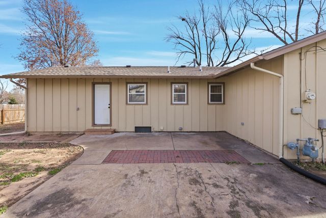 1359 N Woodlawn Blvd, Derby, KS 67037