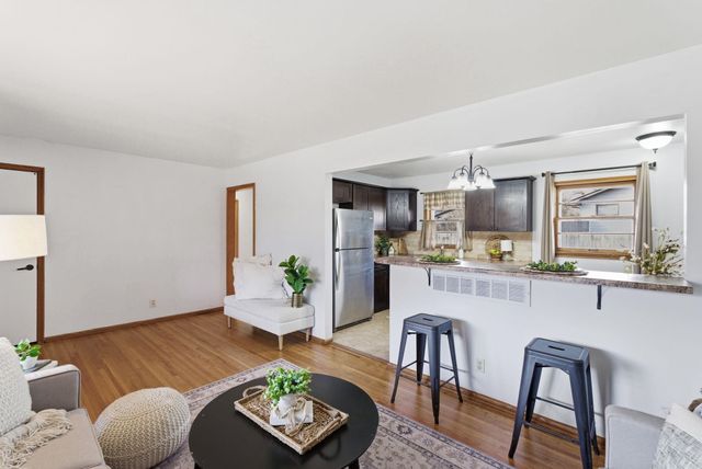 1359 N Woodlawn Blvd, Derby, KS 67037