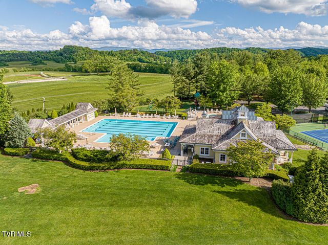 15127 Stonewall Ridge, Bristol, VA 24202