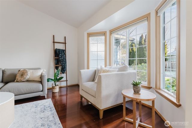 585 Poplar Place, Burlington, WA 98233