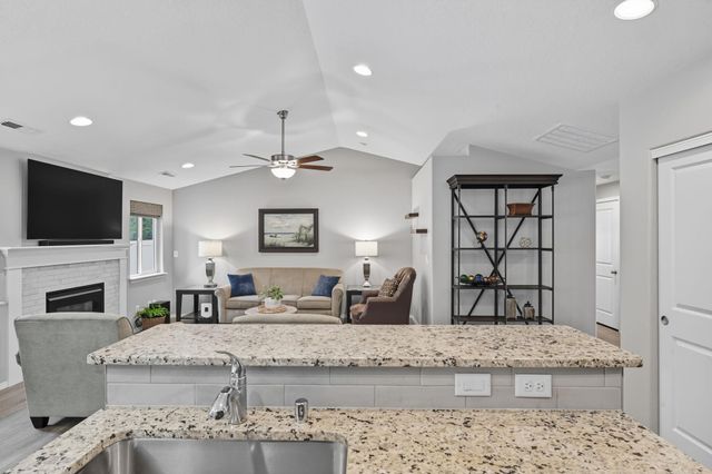 1711 E Mead Ln, Spokane, WA 99218