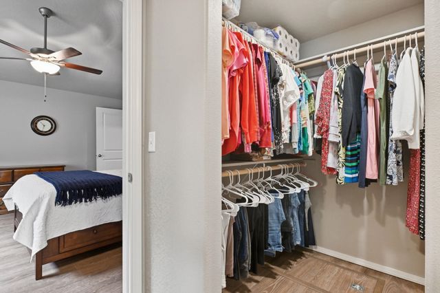 1711 E Mead Ln, Spokane, WA 99218