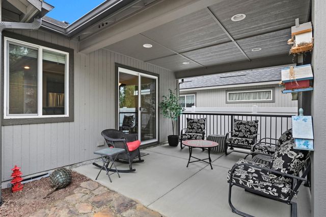 1711 E Mead Ln, Spokane, WA 99218