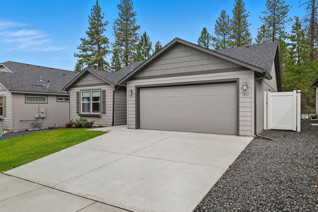 1711 E Mead Ln, Spokane, WA 99218