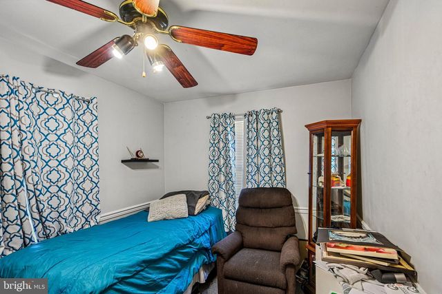5 FRAZIER AVE, New Castle, DE 19720