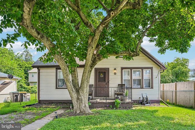 5 FRAZIER AVE, New Castle, DE 19720