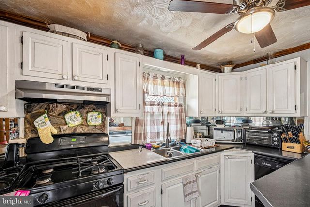 5 FRAZIER AVE, New Castle, DE 19720