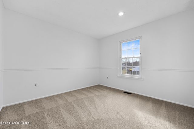 7 Farragut Square, Howell, NJ 07728