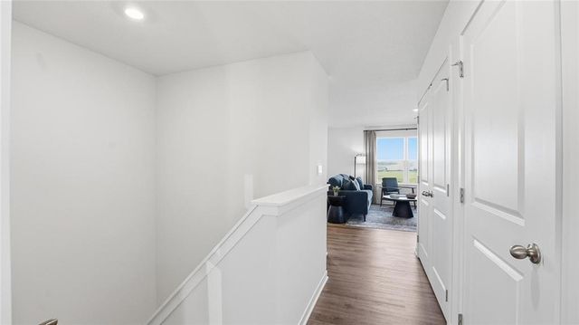 10296 Tuscany Parkway, Peculiar, MO 64078