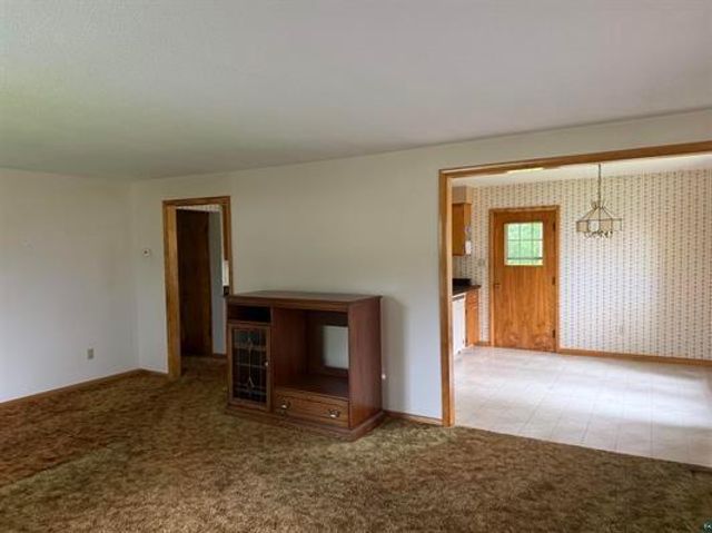 121 W Buffalo Street, Duluth, MN 55811