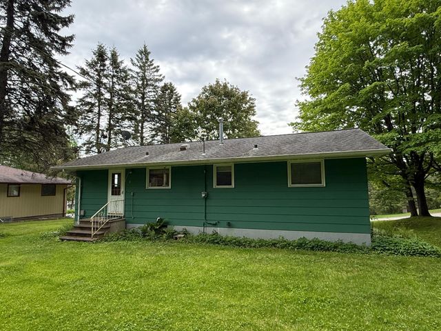 121 W Buffalo Street, Duluth, MN 55811