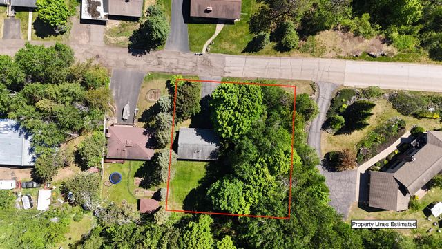 121 W Buffalo Street, Duluth, MN 55811