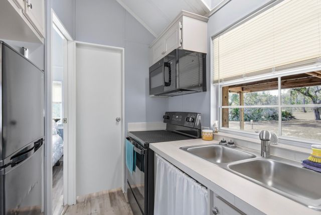 15942 Shell Drive, Perry, FL 32348