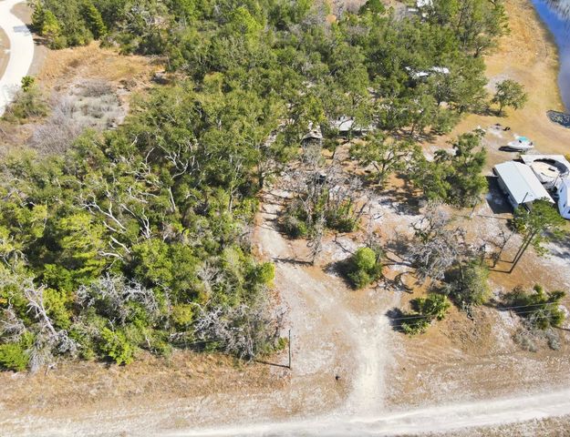 15942 Shell Drive, Perry, FL 32348