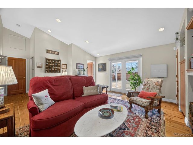 5641 S Hickory St, Littleton, CO 80120