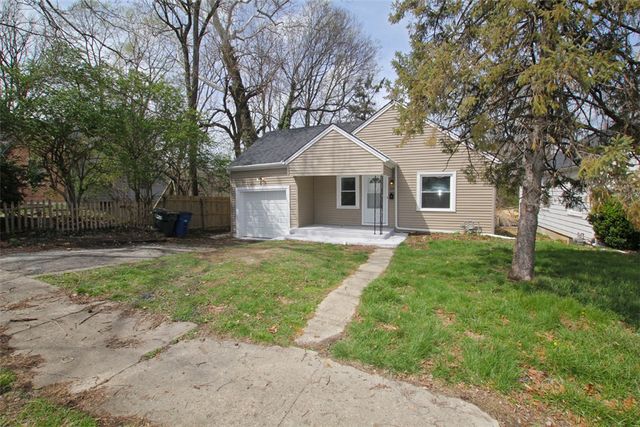 19 Firwood Drive, Dayton, OH 45419