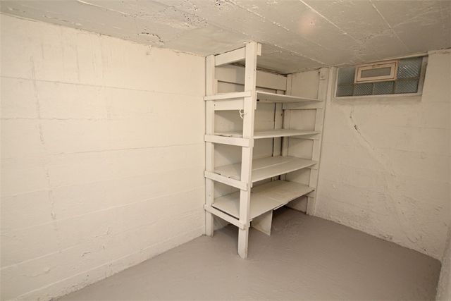 19 Firwood Drive, Dayton, OH 45419