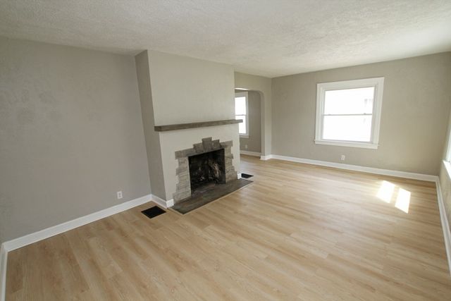 19 Firwood Drive, Dayton, OH 45419