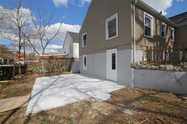 19 Firwood Drive, Dayton, OH 45419