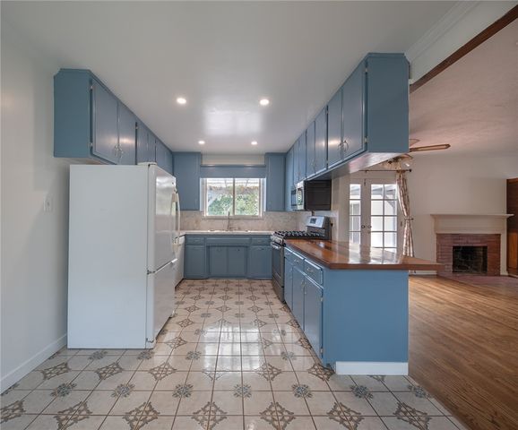 1024 Cranbrook Avenue, Torrance, CA 90503