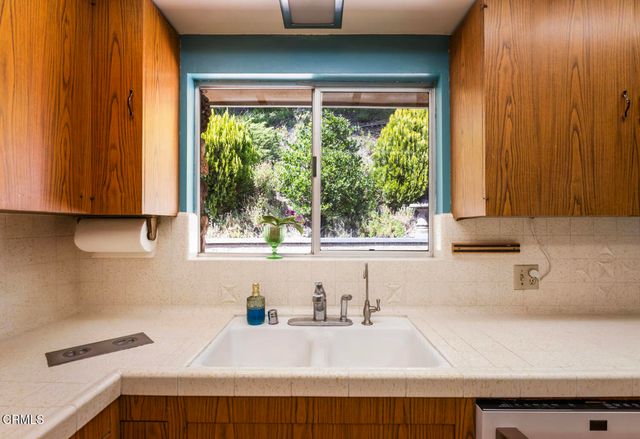 3139 Linda Vista Road, Glendale, CA 91206