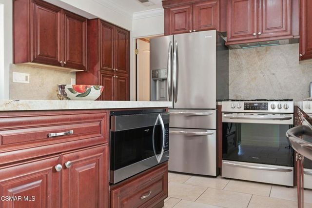 939 Ranch House Road, Westlake Village, CA 91361