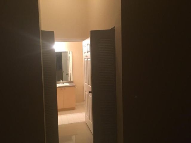 260 Crestwood Circle 102, Royal Palm Beach, FL 33411