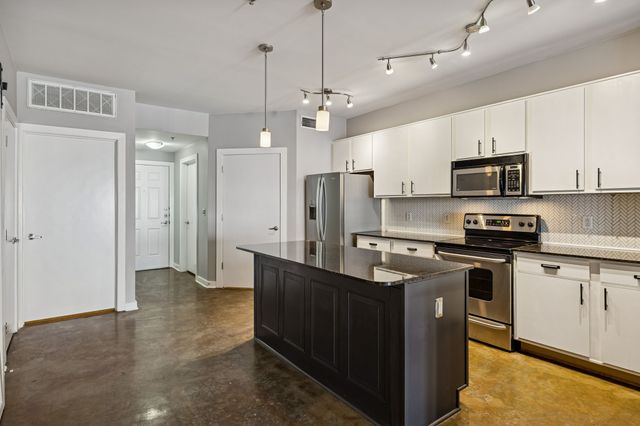 1803 Broadway Apt 504, Nashville, TN 37203