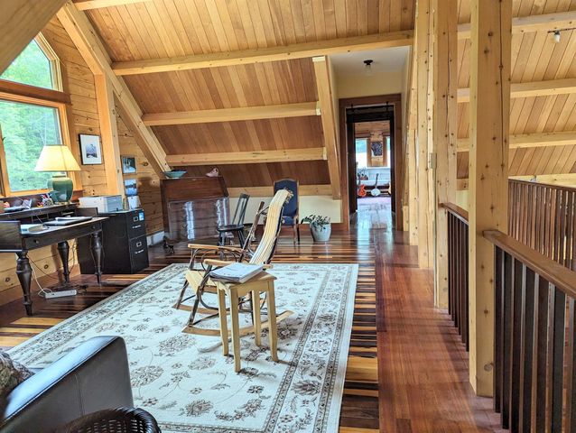 187 East Hill Road, Woodbury, VT 05681