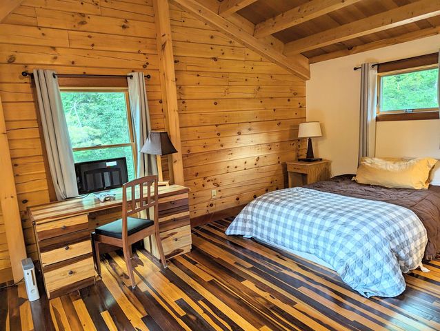 187 East Hill Road, Woodbury, VT 05681