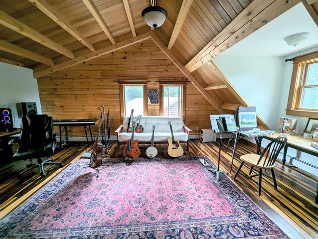 187 East Hill Road, Woodbury, VT 05681