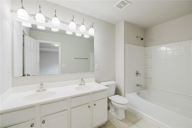 2193 Landing Walk Drive, Duluth, GA 30097