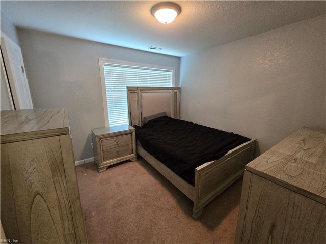 631 Annaka LOOP, Chesapeake, VA 23323