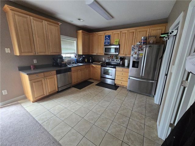 631 Annaka LOOP, Chesapeake, VA 23323