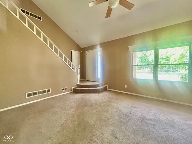 9118 Cinnebar Drive, Indianapolis, IN 46268