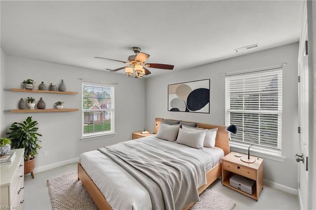 2404 Caitlan Loch LN, Virginia Beach, VA 23456