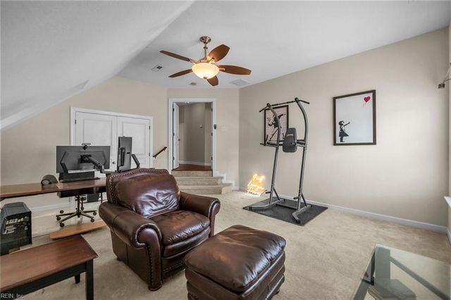 2404 Caitlan Loch LN, Virginia Beach, VA 23456