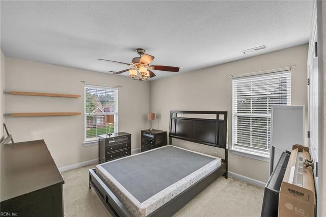 2404 Caitlan Loch LN, Virginia Beach, VA 23456
