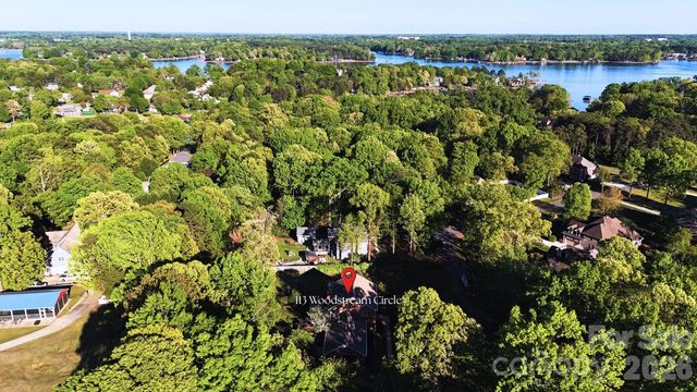 113 Woodstream Circle, Mooresville, NC 28117