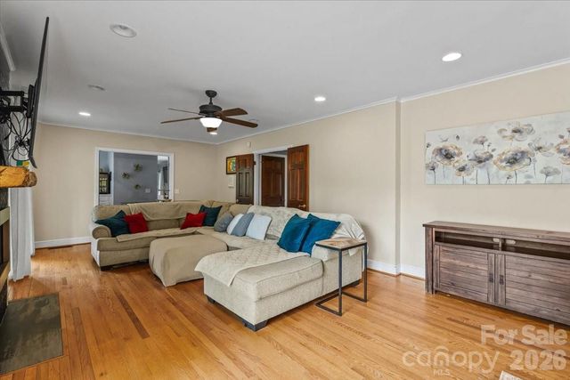 113 Woodstream Circle, Mooresville, NC 28117