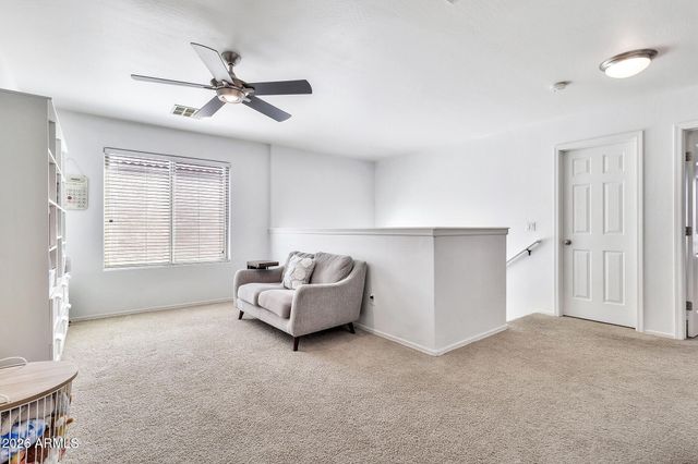 1231 E CANYON Trail, San Tan Valley, AZ 85143