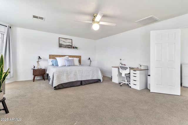 1231 E CANYON Trail, San Tan Valley, AZ 85143