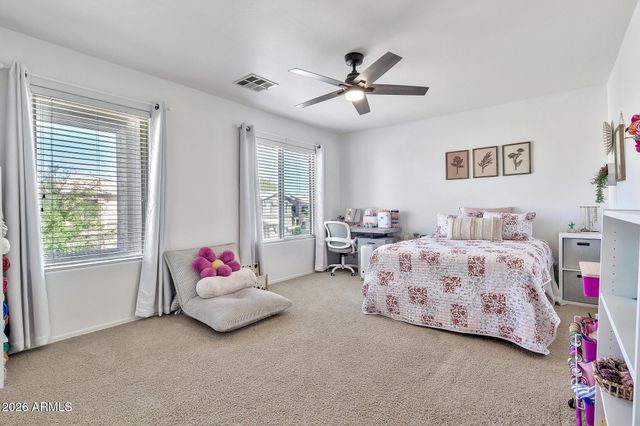 1231 E CANYON Trail, San Tan Valley, AZ 85143