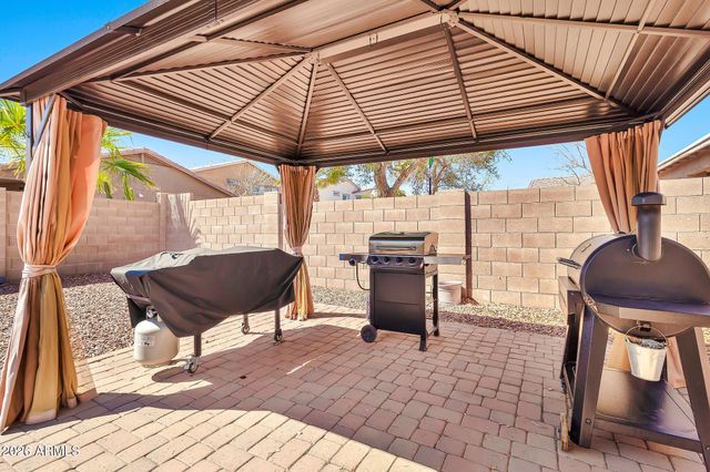 1231 E CANYON Trail, San Tan Valley, AZ 85143
