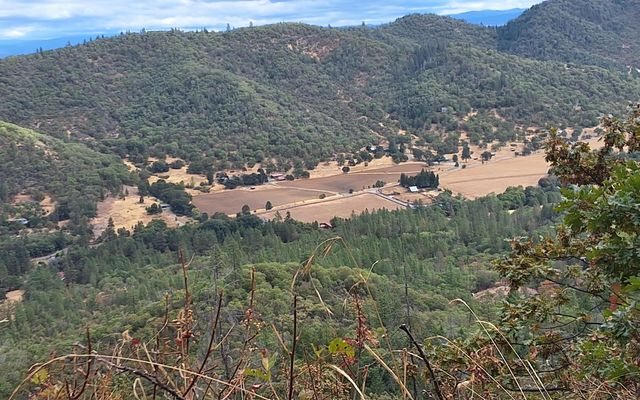 Galls Cr Road 301, Central Point, OR 97502