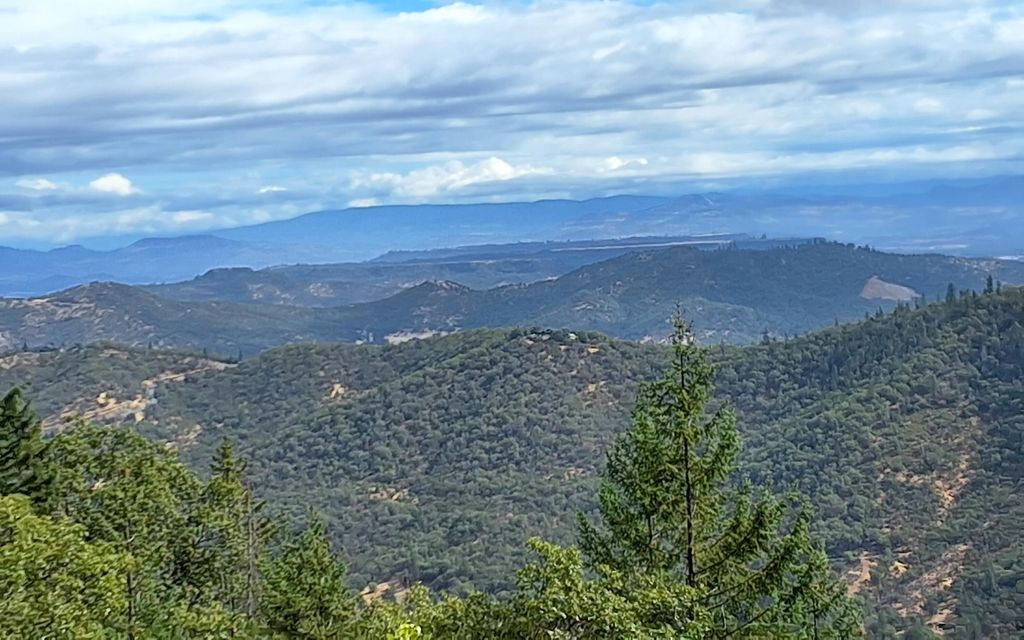 Galls Cr Road 301, Central Point, OR 97502