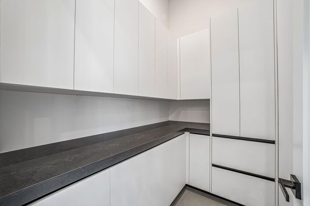 7218 Schiller Street, Houston, TX 77055