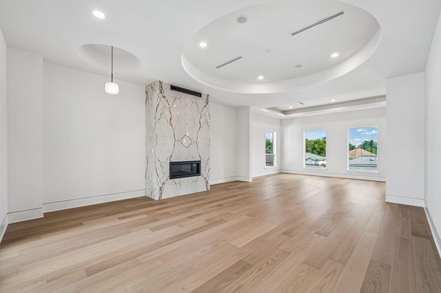 7218 Schiller Street, Houston, TX 77055