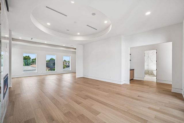 7218 Schiller Street, Houston, TX 77055