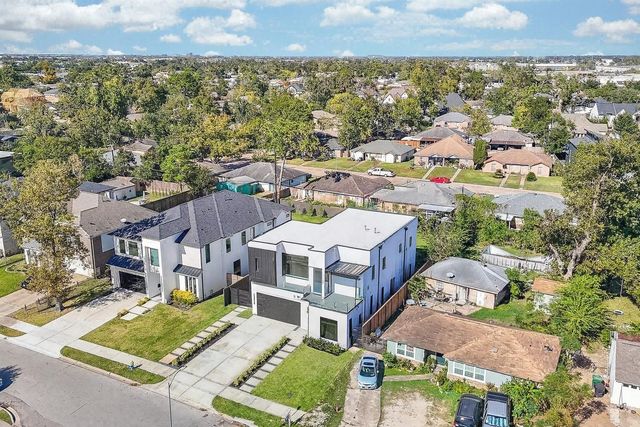 7218 Schiller Street, Houston, TX 77055